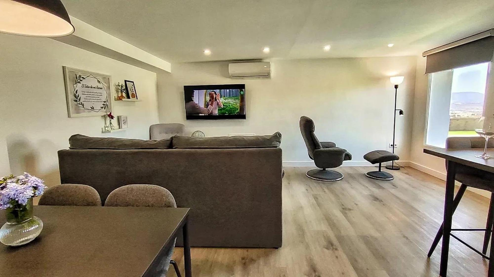 Charming Apartment In Los Prados Malaga 45 M² With Pool Exterior photo
